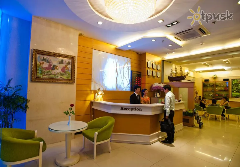 Фото отеля Hoang Ngan Hotel 3* Хошимін В'єтнам лобі та інтер'єр