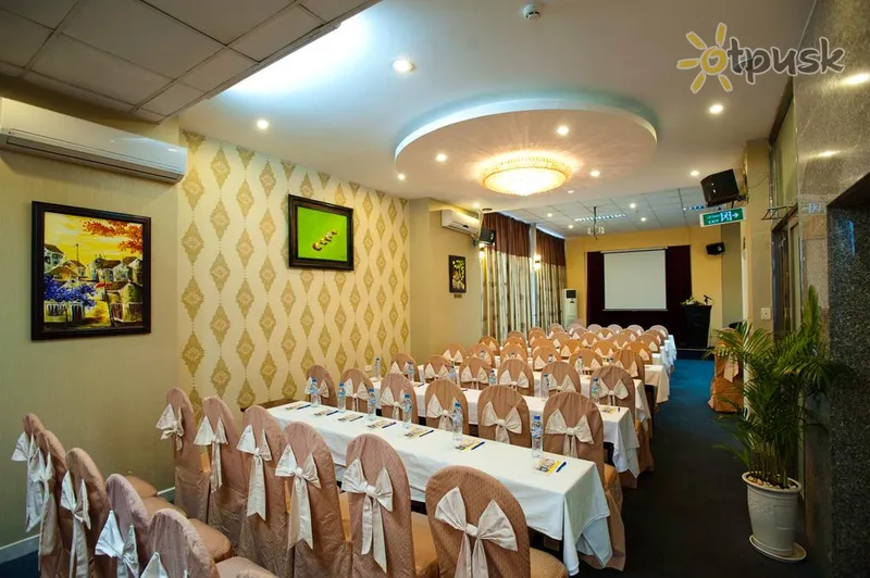 Фото отеля Hoang Ngan Hotel 3* Хошимін В'єтнам бари та ресторани