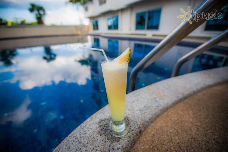 Фото отеля Golden City Rayong Hotel 3* Паттайя Таїланд екстер'єр та басейни