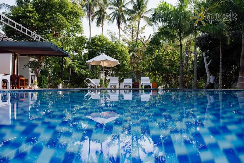 Фото отеля Hoa Nhat Lan Bungalows 2* о. Фукуок В'єтнам екстер'єр та басейни
