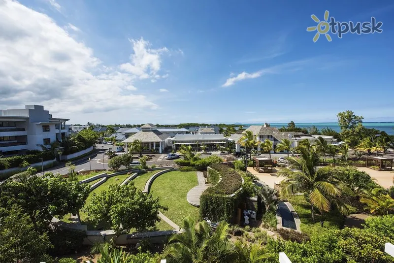 Фото отеля Life In Blue Azuri Residences 4* о. Маврикий Маврикий экстерьер и бассейны
