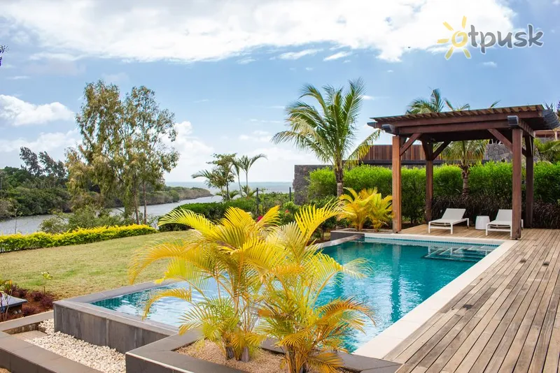 Фото отеля Life In Blue Azuri Residences 4* о. Маврикій Маврикій екстер'єр та басейни