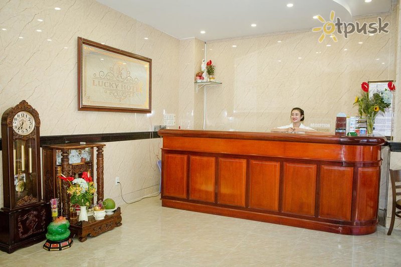 Фото отеля Lucky Hotel 2* Нячанг Вьетнам лобби и интерьер