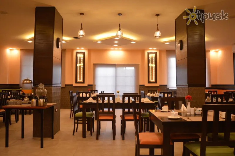 Фото отеля Tilal Almadina Hotel & Suites 4* Амман Йорданія бари та ресторани