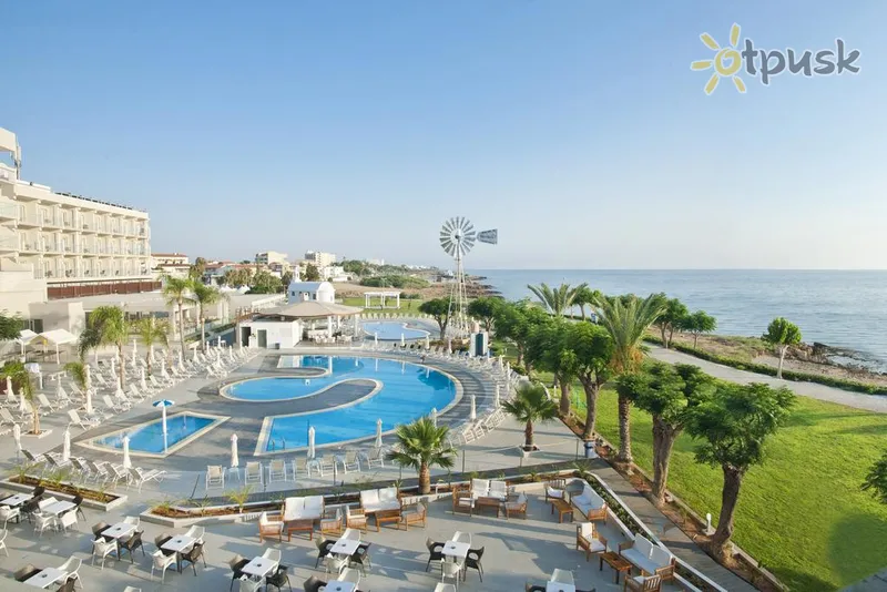 Фото отеля Pernera Beach Hotel 3* Протарас Кіпр екстер'єр та басейни