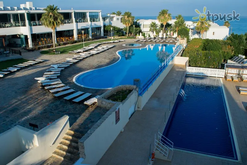 Фото отеля Theo Sunset Bay Holiday Village 4* Пафос Кипр экстерьер и бассейны