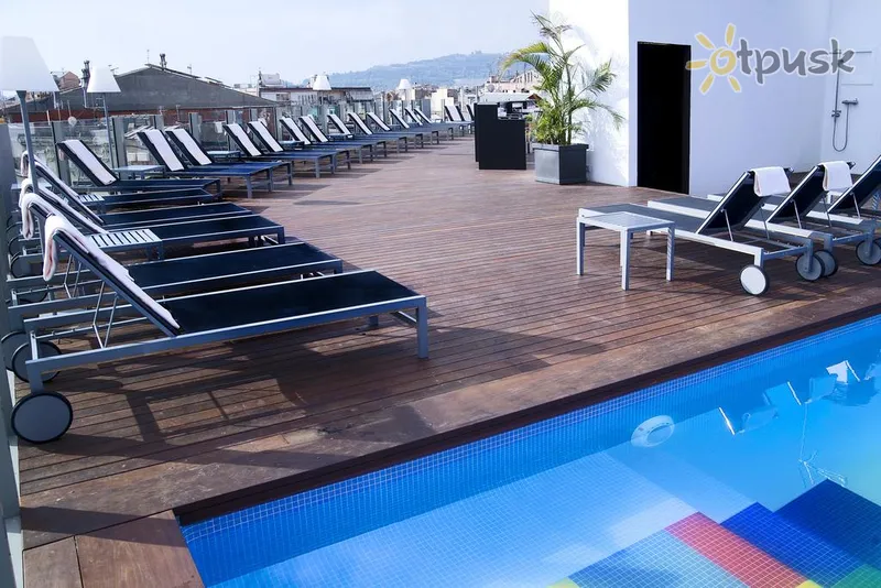 Фото отеля Axel Hotel Barcelona & Urban Spa 4* Barselona Ispanija išorė ir baseinai