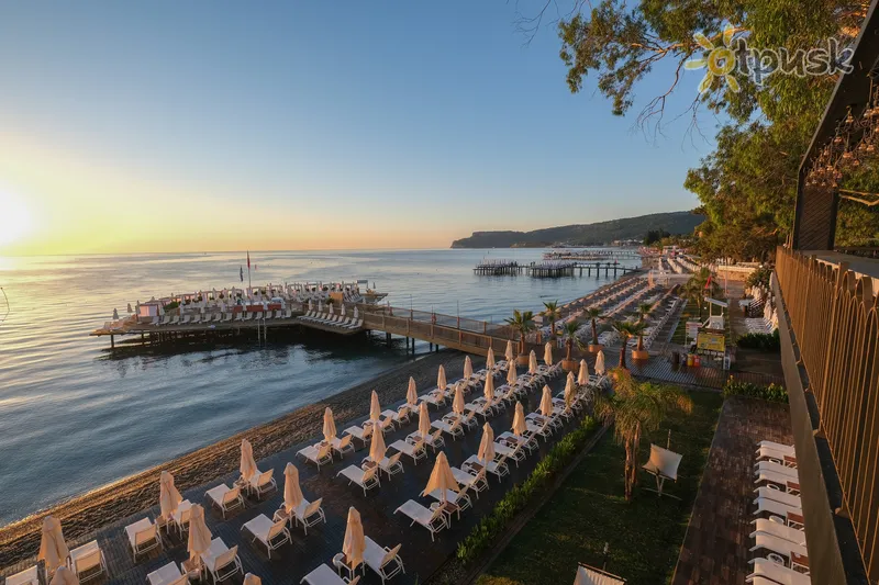 Фото отеля DoubleTree by Hilton Antalya Kemer 5* Кемер Туреччина пляж