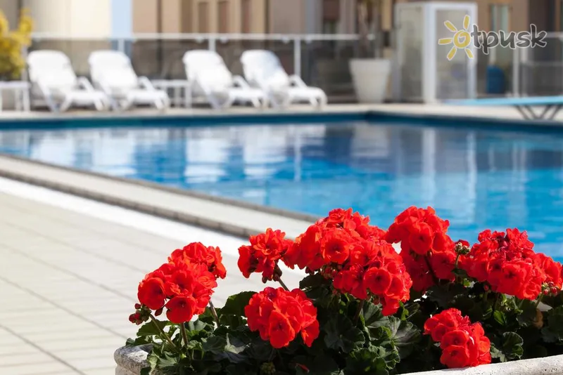 Фото отеля Rosanna Hotel 3* Лідо Ді Езоло Італія екстер'єр та басейни