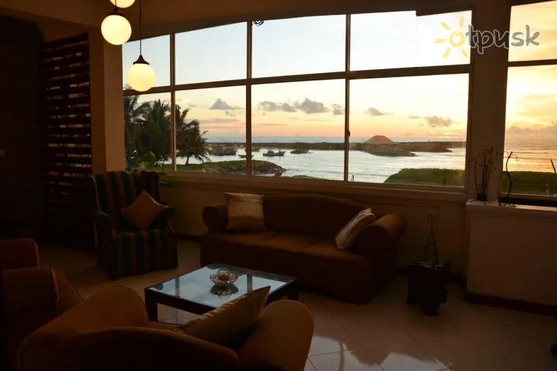 Фото отеля Ocean Breeze Guesthouse 2* Хиккадува Шри-Ланка номера