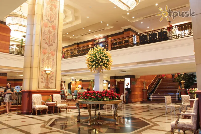 Фото отеля Golden Tulip Sovereign Hotel 4* Бангкок Таїланд лобі та інтер'єр