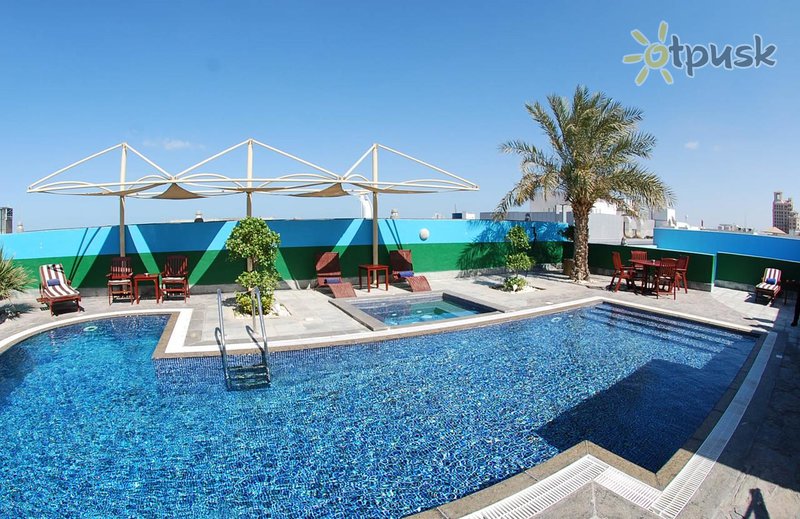 Фото отеля Donatello Hotel Dubai 4* Дубай ОАЭ экстерьер и бассейны