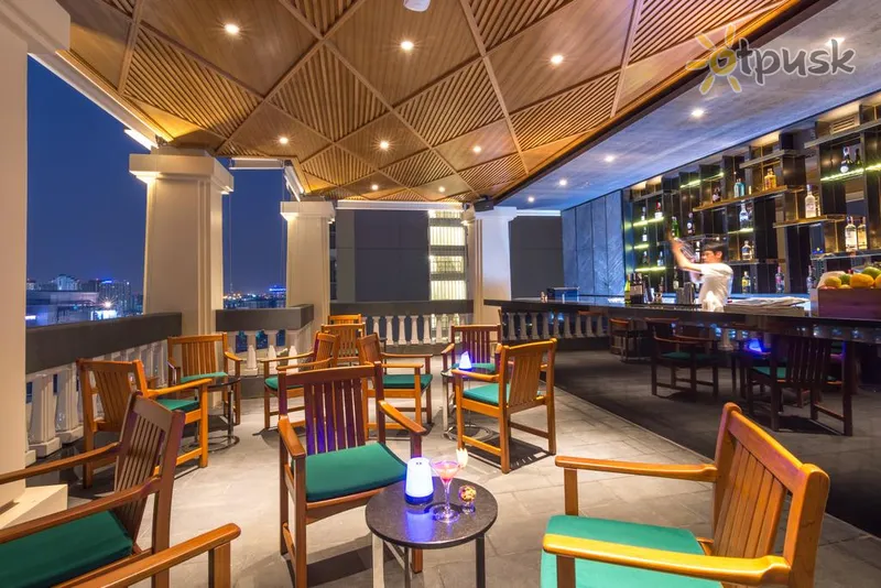 Фото отеля Lancaster Bangkok 5* Бангкок Таїланд бари та ресторани