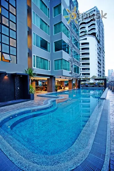 Фото отеля Golden Tulip Mandison Suites 4* Бангкок Таїланд екстер'єр та басейни