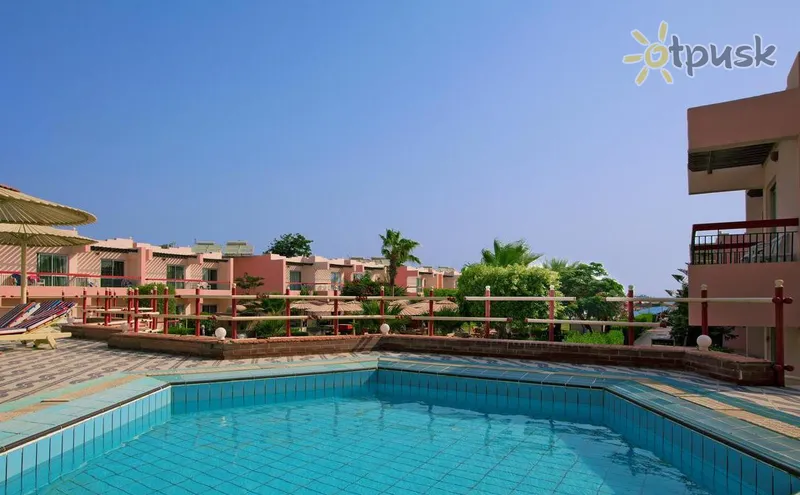 Фото отеля Beirut Hurghada Hotel 3* Hurgada Ēģipte ārpuse un baseini