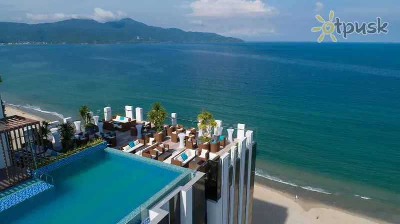 Фото отеля HAIAN Beach Hotel & Spa 4* Danangas Vietnamas barai ir restoranai