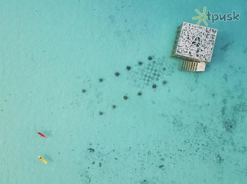 Фото отеля Fairmont Maldives Sirru Fen Fushi 5* Шавіані Атол Мальдіви екстер'єр та басейни