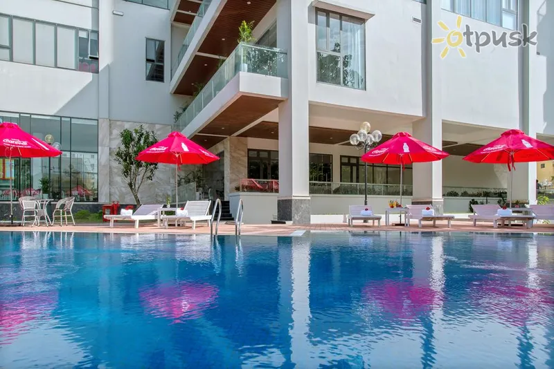 Фото отеля Phuoc My An Beach 4* Дананг В'єтнам екстер'єр та басейни