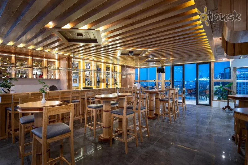Фото отеля Sunny Ocean Hotel & Spa 4* Дананг В'єтнам бари та ресторани