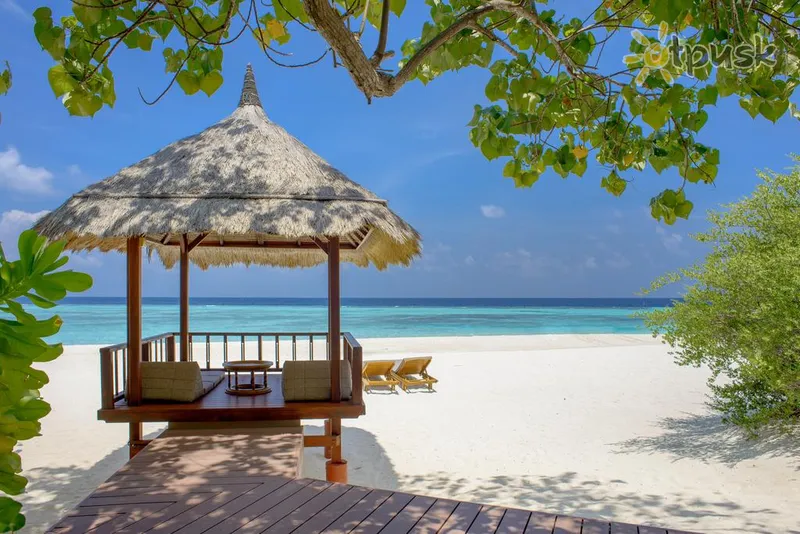 Фото отеля Banyan Tree Vabbinfaru 5* Северный Мале Атолл Мальдивы пляж