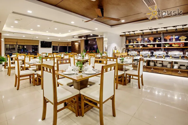 Фото отеля White Sand Hotel & Apartment 4* Дананг Вьетнам бары и рестораны
