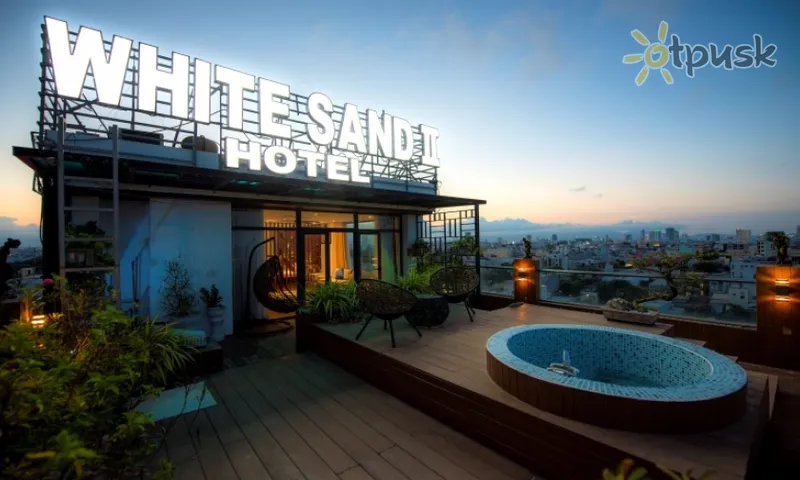 Фото отеля White Sand Hotel & Apartment 4* Danangas Vietnamas išorė ir baseinai