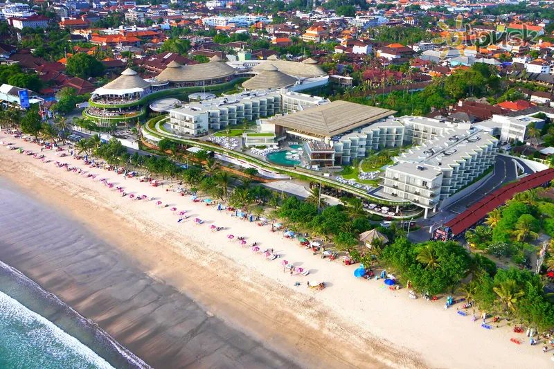 Фото отеля Sheraton Bali Kuta Resort 5* Кута (о. Балі) Індонезія пляж