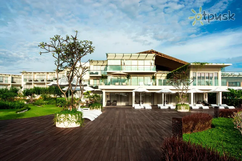 Фото отеля Sheraton Bali Kuta Resort 5* Кута (о. Бали) Индонезия экстерьер и бассейны