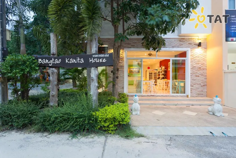 Фото отеля Bangtao Kanita House 2* о. Пхукет Таїланд екстер'єр та басейни