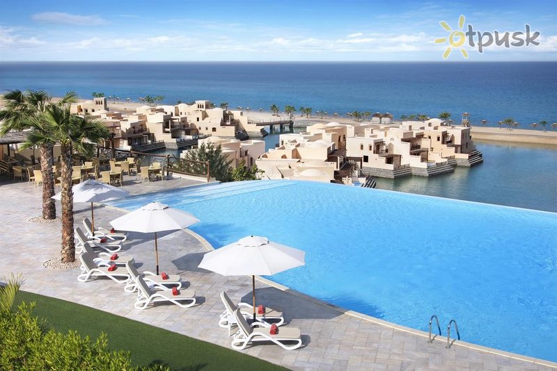 Фото отеля The Cove Rotana Resort 5* Рас Аль-Хайма ОАЭ экстерьер и бассейны