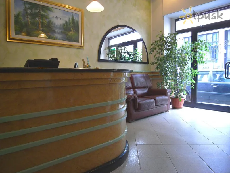 Фото отеля Siena Hotel 2* Мілан Італія лобі та інтер'єр