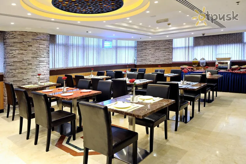 Фото отеля Signature INN Deira by Gemstones 3* Dubaija AAE bāri un restorāni
