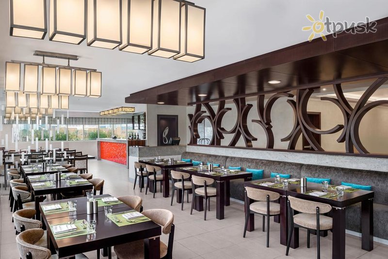 Фото отеля DoubleTree by Hilton Ras Al Khaimah 4* Рас Аль-Хайма ОАЭ бары и рестораны