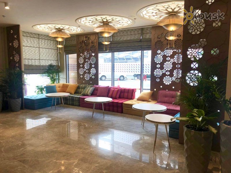 Фото отеля Mercure Dubai Barsha Heights Hotel Suites & Apartments 4* Дубай ОАЭ лобби и интерьер