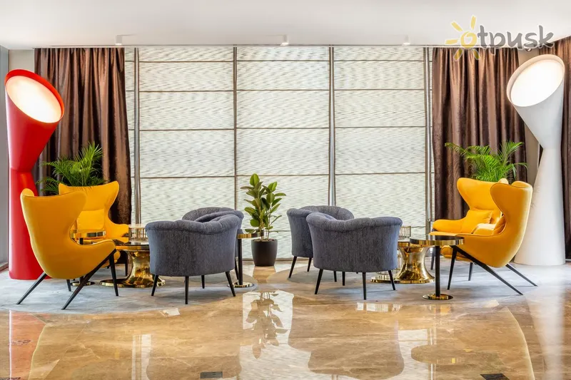 Фото отеля Mercure Dubai Barsha Heights Hotel Suites & Apartments 4* Дубай ОАЭ бары и рестораны