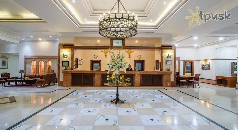 Фото отеля Holiday International Sharjah 4* Шарджа ОАЭ лобби и интерьер
