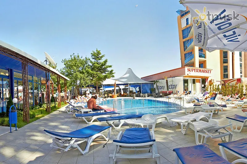 Фото отеля Палас 3* Saulainā pludmale Bulgārija ārpuse un baseini
