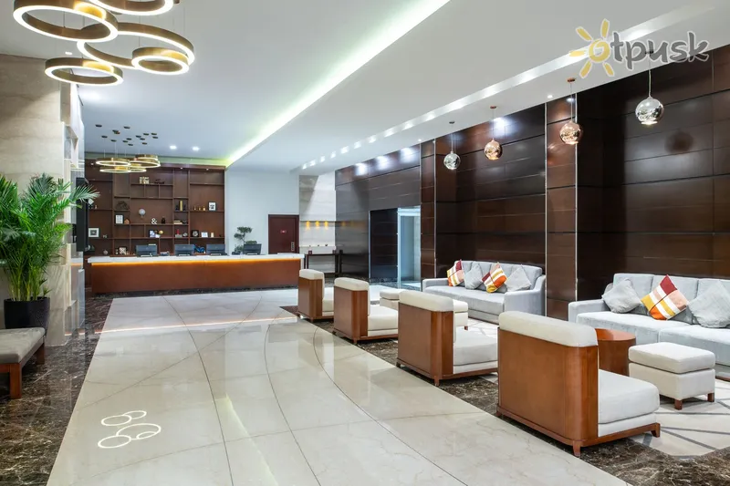 Фото отеля Four Points by Sheraton Sharjah 4* Шарджа ОАЕ лобі та інтер'єр