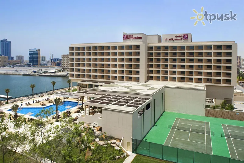 Фото отеля Hilton Garden Inn Ras Al Khaimah 4* Рас Аль-Хайма ОАЕ екстер'єр та басейни
