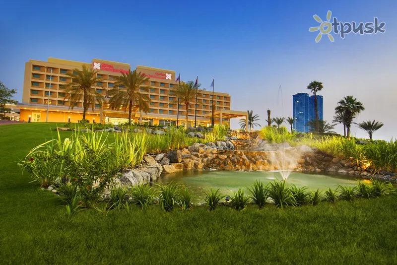 Фото отеля Hilton Garden Inn Ras Al Khaimah 4* Rasalhaima AAE ārpuse un baseini