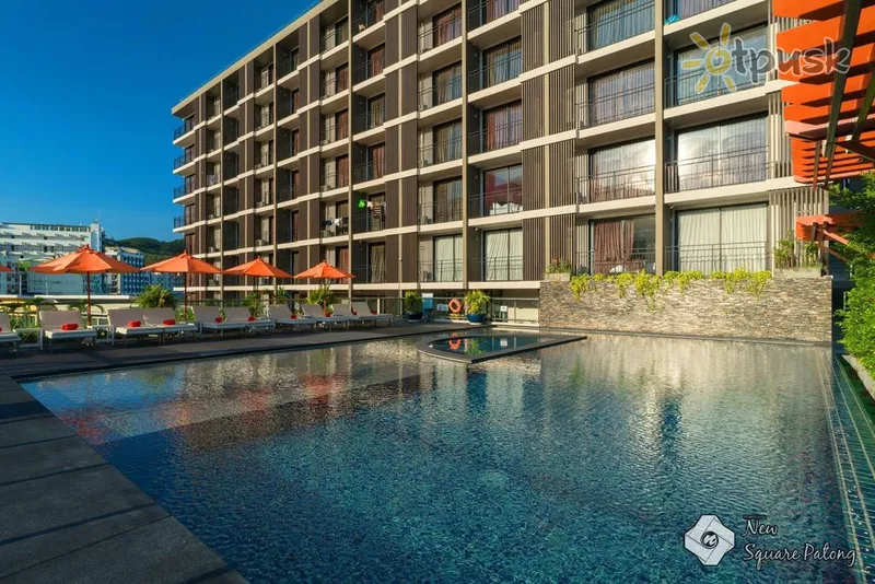 Фото отеля New Square Patong Hotel 4* о. Пхукет Таїланд екстер'єр та басейни