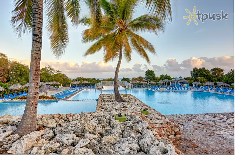 Фото отеля Memories Beach Resort 4* Ольгін Куба екстер'єр та басейни