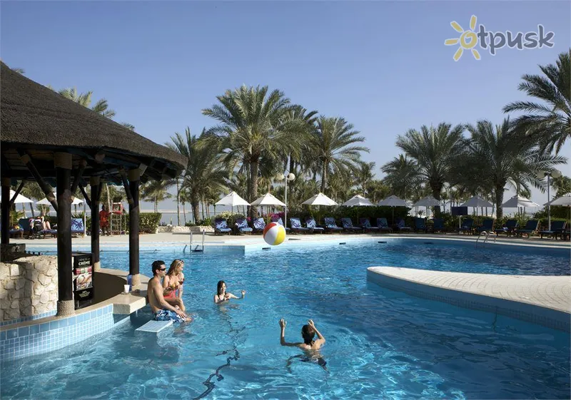 Фото отеля JA Beach Hotel 5* Дубай ОАЕ екстер'єр та басейни