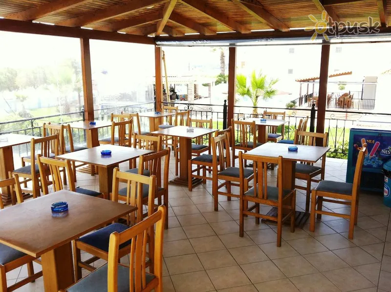 Фото отеля Andreolas Beach Hotel 2* Zakintas Graikija barai ir restoranai