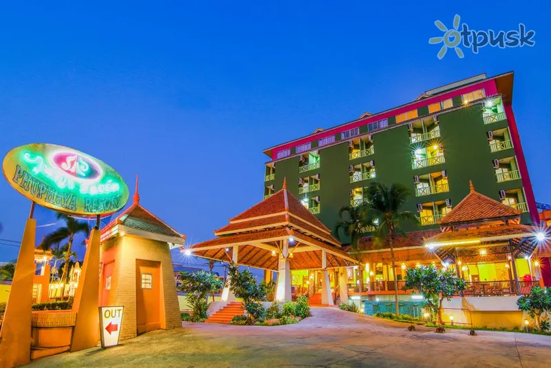 Фото отеля Phuphaya Resort 4* Паттайя Таїланд екстер'єр та басейни
