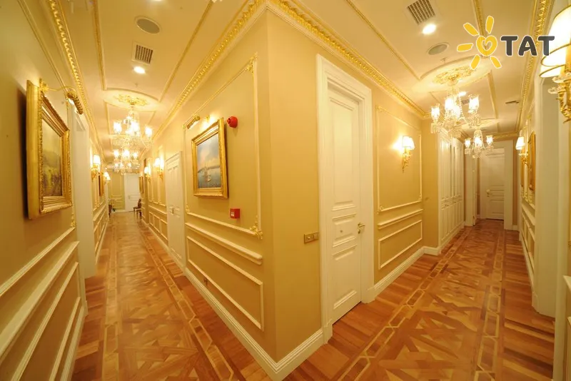 Фото отеля Maroon Bosphorus Hotel 3* Стамбул Туреччина лобі та інтер'єр