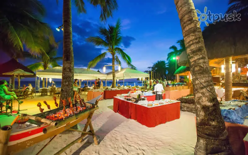 Фото отеля Fridays Resort 5* о. Боракай Филиппины бары и рестораны