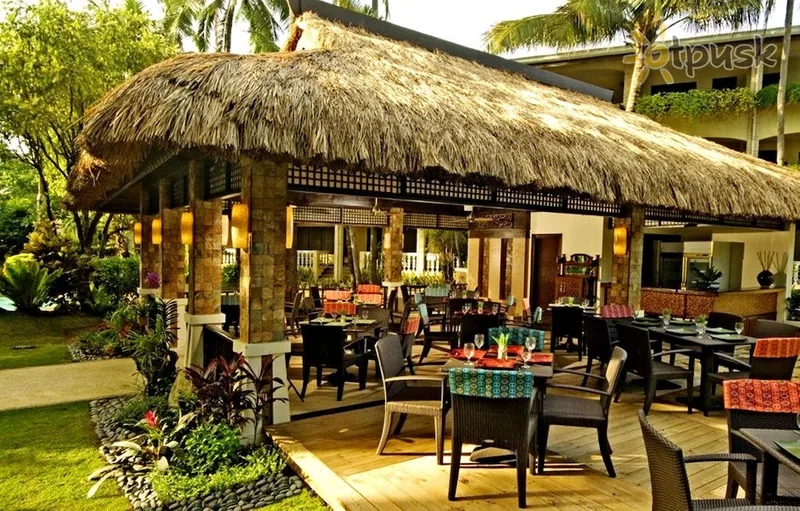 Фото отеля Costabella Tropical Beach Hotel Cebu 3* о. Себу Филиппины бары и рестораны