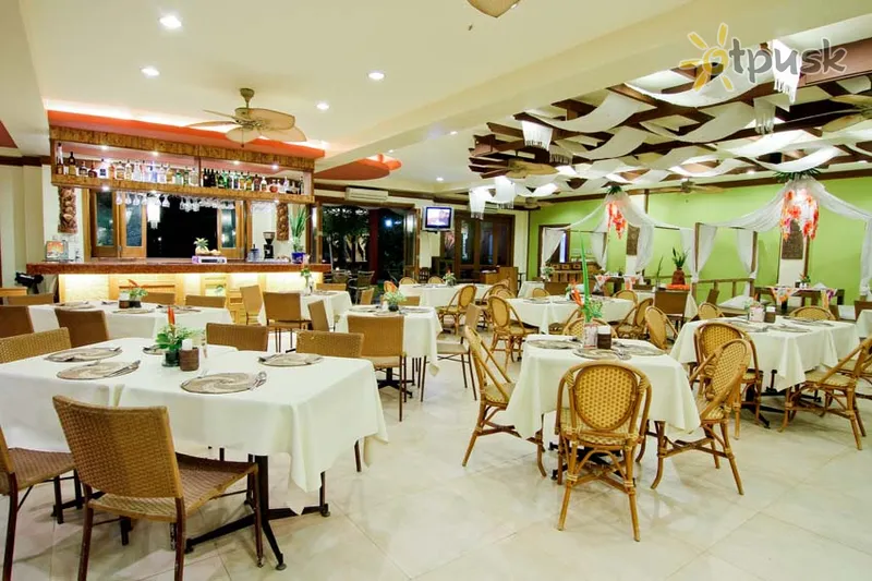 Фото отеля Best Western Boracay Tropics Resort Hotel 3* о. Боракай Філіппіни бари та ресторани