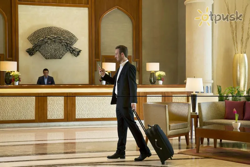 Фото отеля Crowne Plaza Jordan Dead Sea Resort & Spa 5* Mirusī jūra Jordānija vestibils un interjers